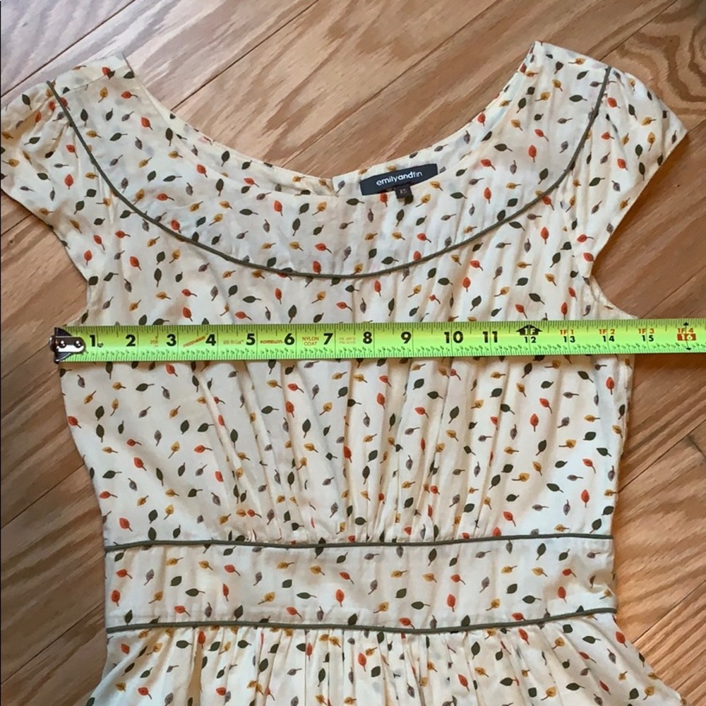 🍂 Leaf Print Dress with POCKETS! - Picture 7 of 8